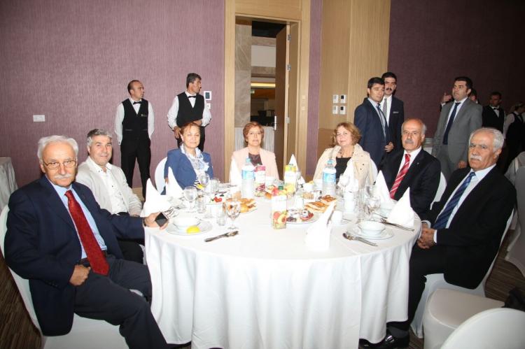 ankara-iftar-yemegiresim-00102