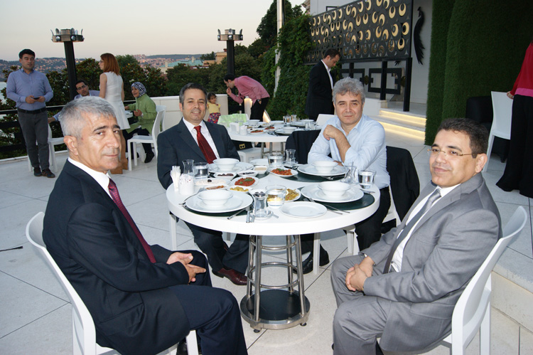 istanbul-iftar-yemegi-etkinligiresim-00110