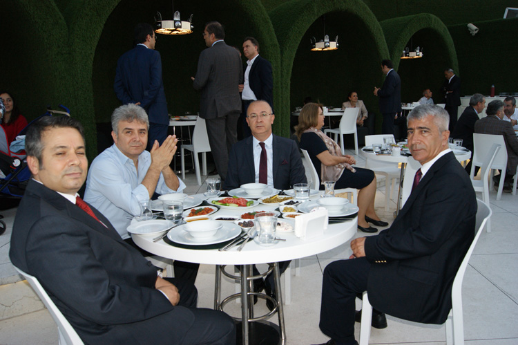 istanbul-iftar-yemegi-etkinligiresim-00113