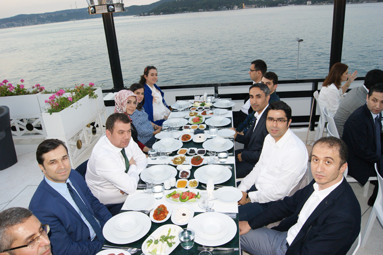 istanbul-iftar-yemegi-etkinligiresim-00117