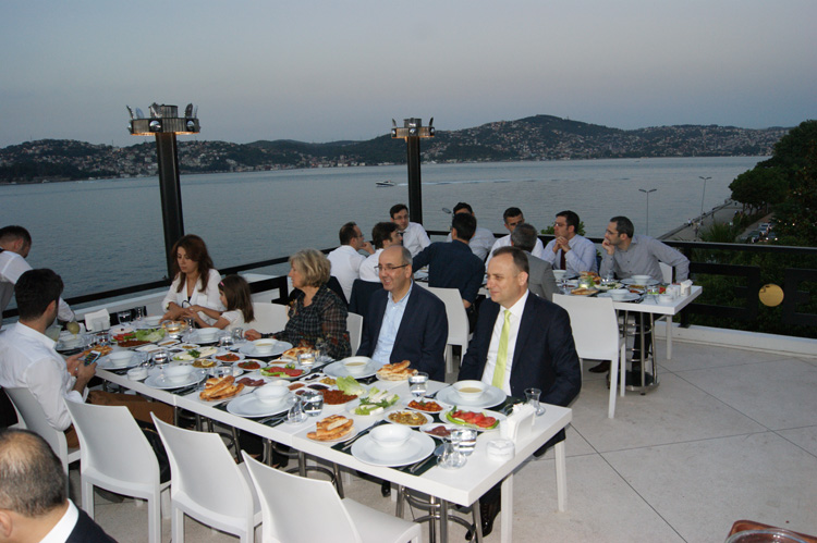 istanbul-iftar-yemegi-etkinligiresim-00120