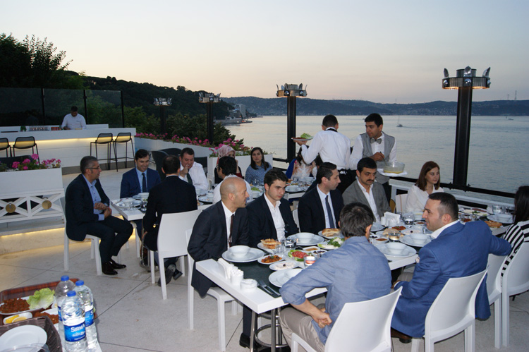 istanbul-iftar-yemegi-etkinligiresim-00121